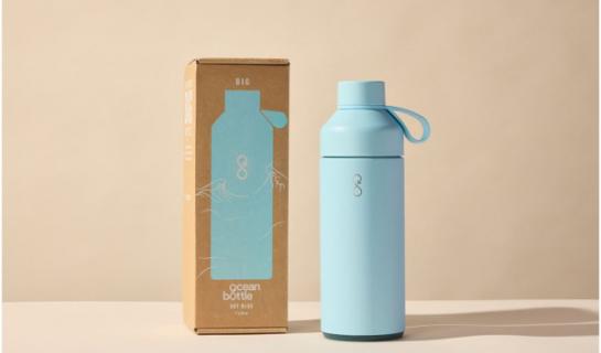 Ontdek de Ocean Bottle: Het ultieme duurzame relatiegeschenk